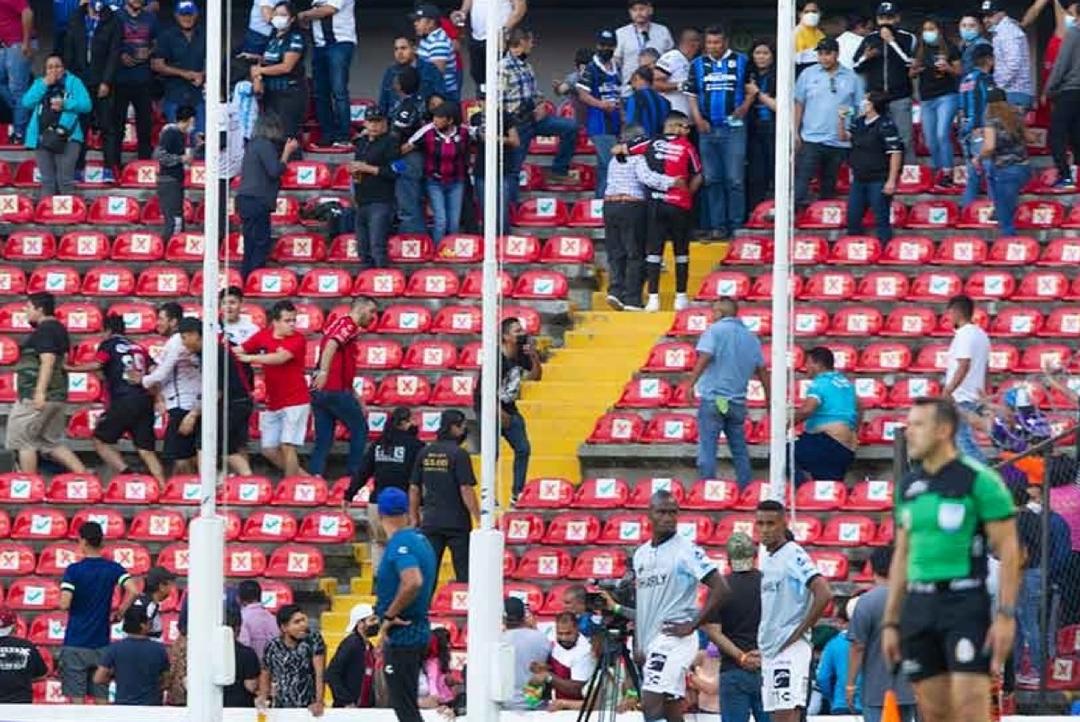 Equipos de la LigaMX lamentan lo sucedido en el Gallos vs Atlas