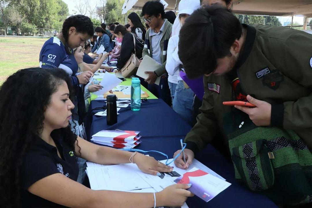 Sensibilizan a estudiantes sobre el consumo de alcohol