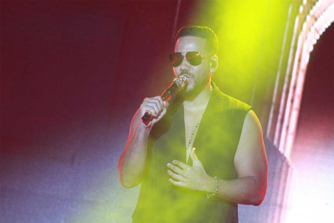 Romeo Santos pone a bailar a Querétaro