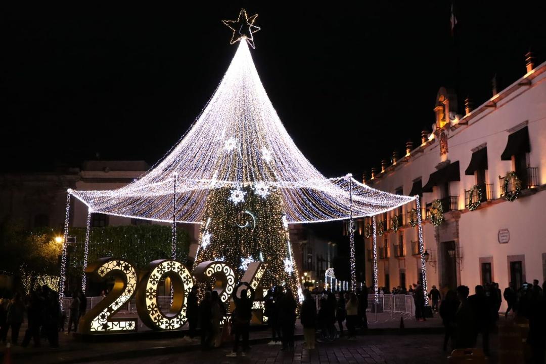 Llega la Navidad al Centro Histórico de Querétaro