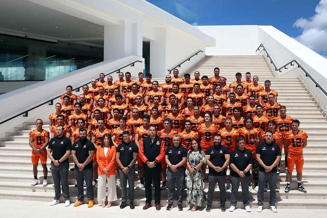 Leones Anáhuac Querétaro estrenan nuevo uniforme