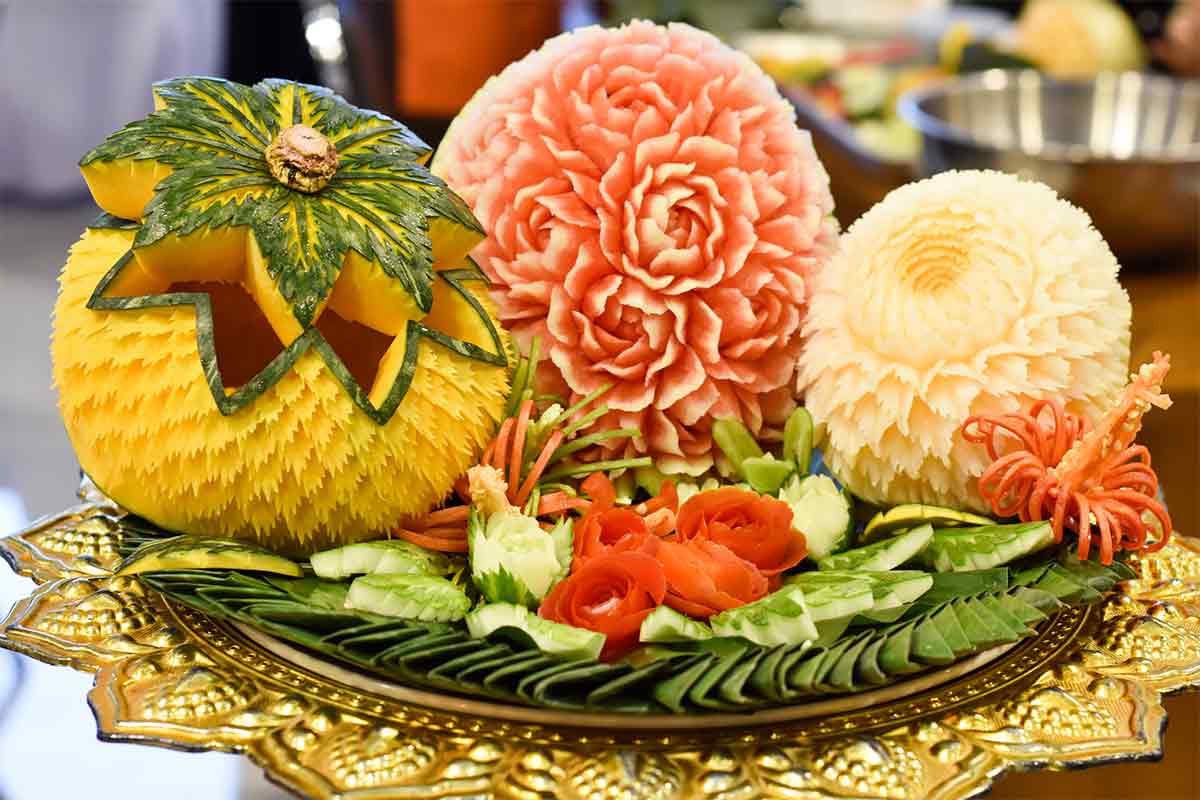 La decoración de frutas y verduras es todo un arte.