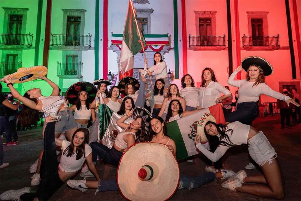 Alumna del Tec Campus Querétaro gana en Juegos Panamericanos Cheerleading 2022