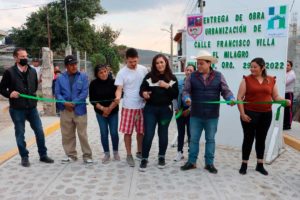 Entrega Juan Guzmán obra pública en El Milagro, Huimilpan