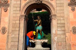 Neptuno regresa a su fuente en Querétaro