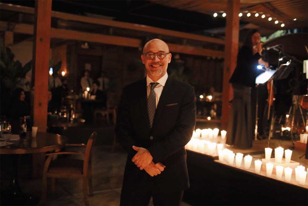 Argentilia ofrece una cena show a la luz de las velas