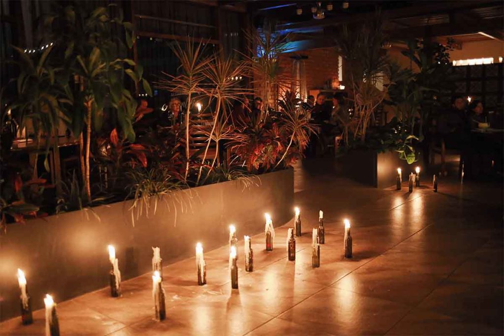argentilia-ofrece-una-cena-show-a-la-luz-de-las-velas
