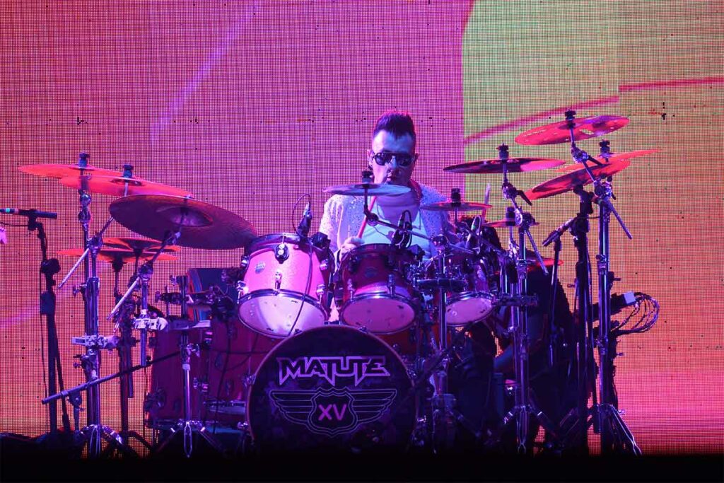 Matute entrega 3 horas de nostalgia en concierto su concierto en Querétaro