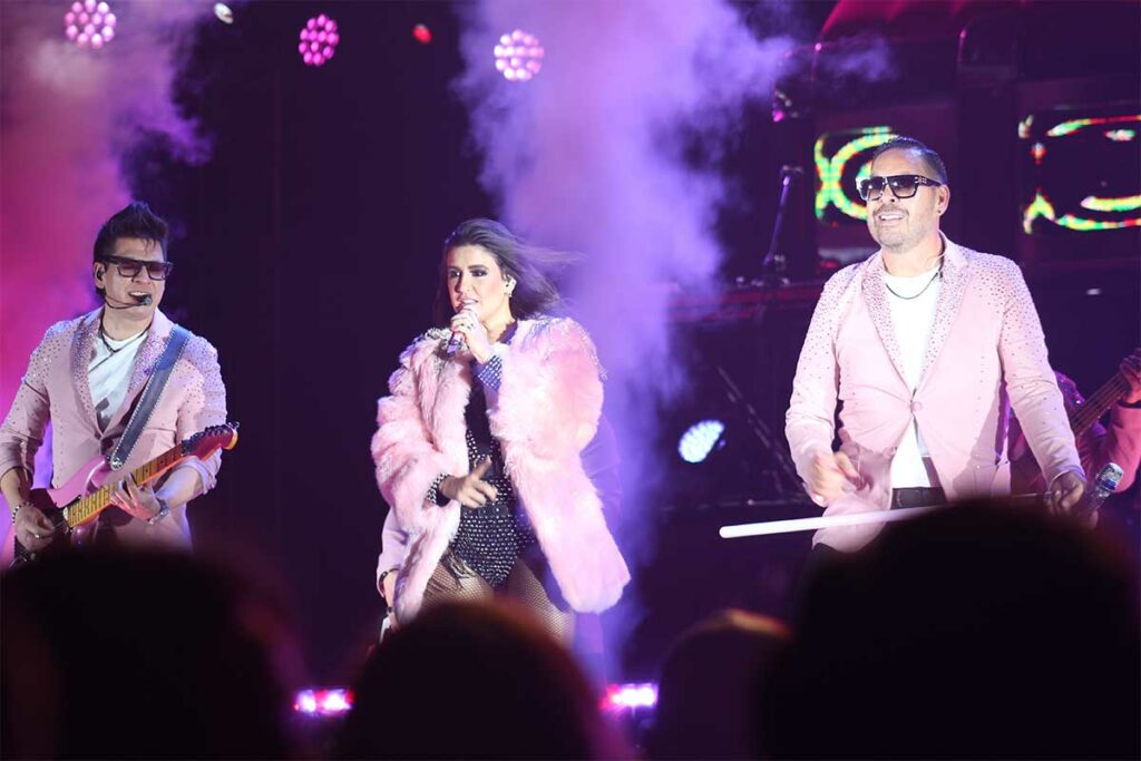 Matute entrega 3 horas de nostalgia en concierto su concierto en Querétaro