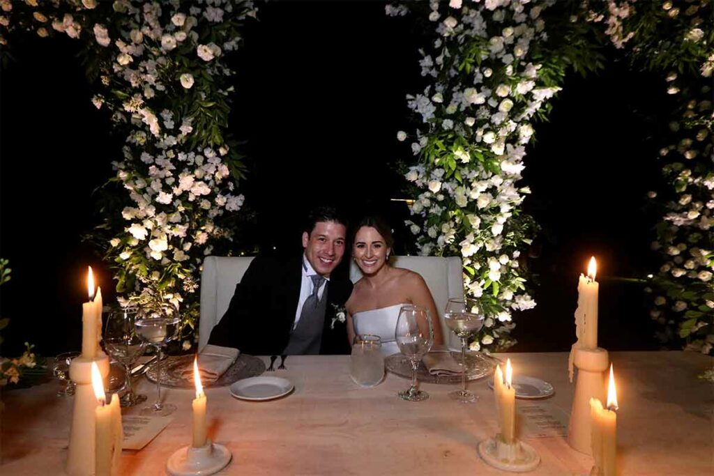 Rodrigo Monsalvo y Ana María Camacho viven boda de ensueño