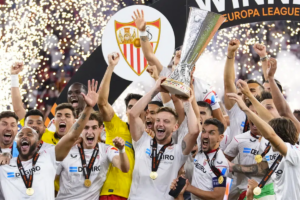 El Sevilla vuelve a levantar la Europa League por séptima ocasión