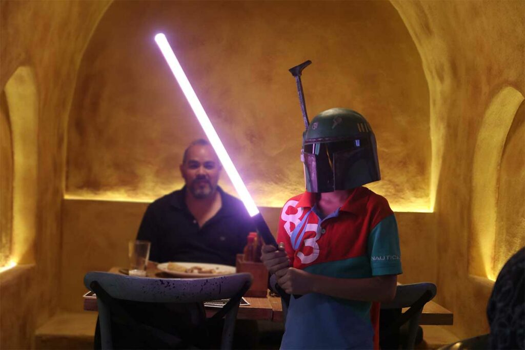 Querétaro celebra el día de Star Wars en el restaurante Skywalker's