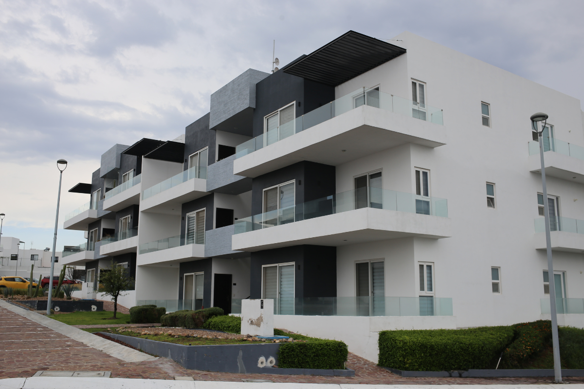 4 desarrollos inmobiliarios en El Marqués que tienen alberca
