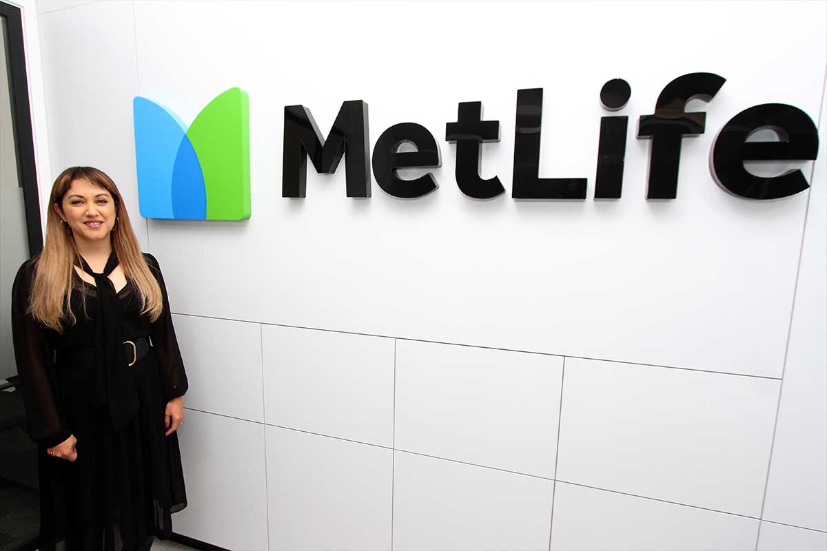 10 MetLife trabaja Costumer Care de sus asegurados. Victoria Picos, Vicepresidenta de Claims Met Life.