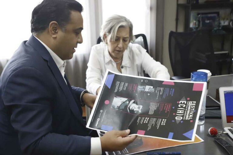 El presidente municipal de Querétaro, Luis Nava, se reunió con la secretaria de Cultura, María Teresa García Besné, para revisar los últimos detalles de la planeación de los eventos culturales.