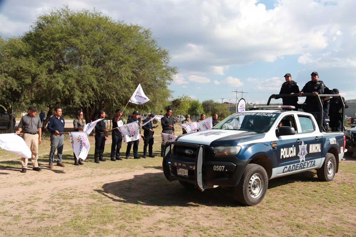 Este operativo es encabezado por la dirección de Seguridad Pública y Tránsito del municipio de Cadereyta en coordinación con Policía Estatal.