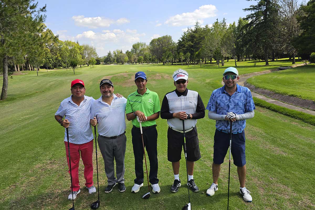2 Continúa el legado en Torneo de Golf San Gil 2023. Adrián Garza, Gustavo Pérez, Alejandro Sigler, Oscar Olvera y Guillermo Villamil.