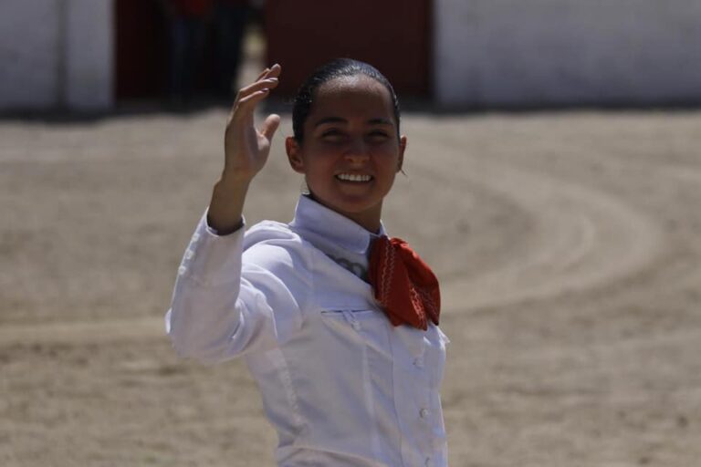 La torera Paola San Román, participará en la corrida benéfica de los Ángeles Taurinos para apoyar a las personas que padecen cáncer