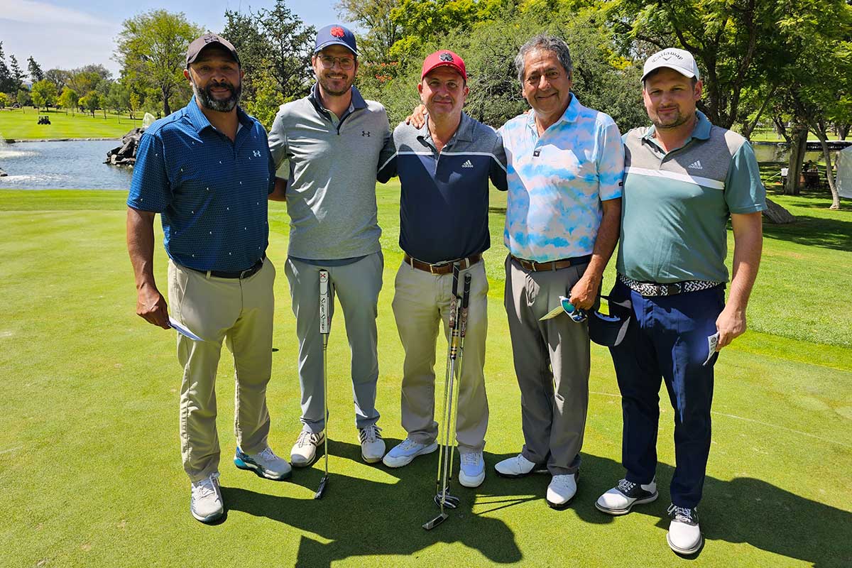 9 Golfistas juegan el torno más longevo. Israel Pacheco, Alejandro Morelos, Pedro de Anda, Oscar Samaniego y José Luis Gutiérrez