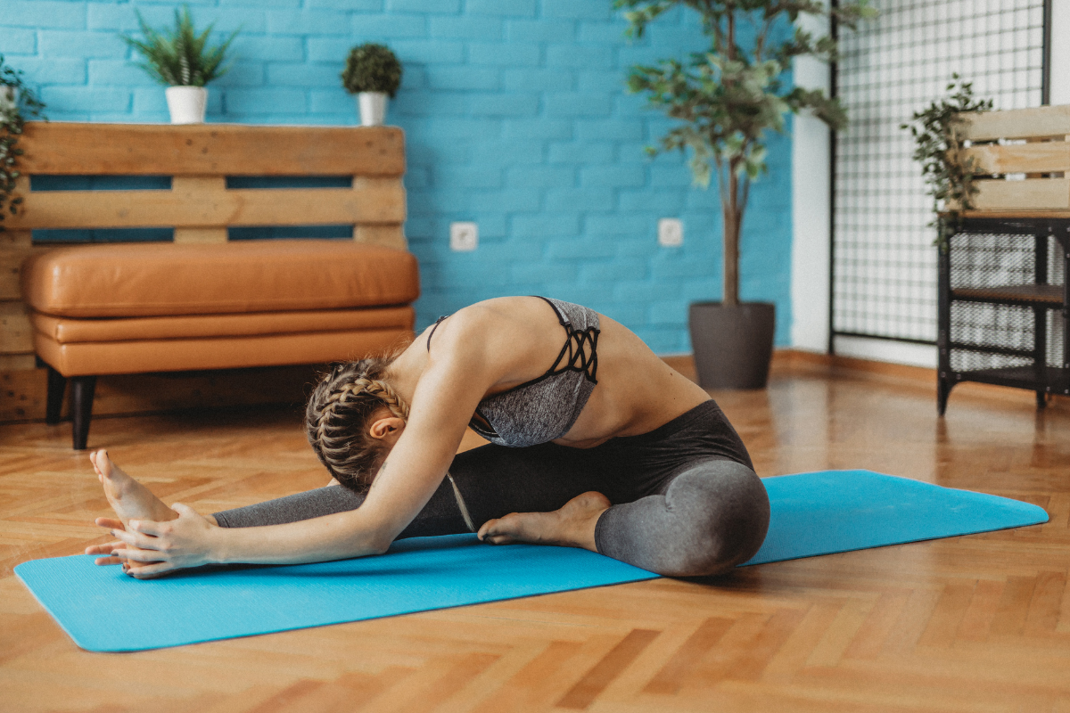 Cómo practicar yoga en casa si soy principiante?