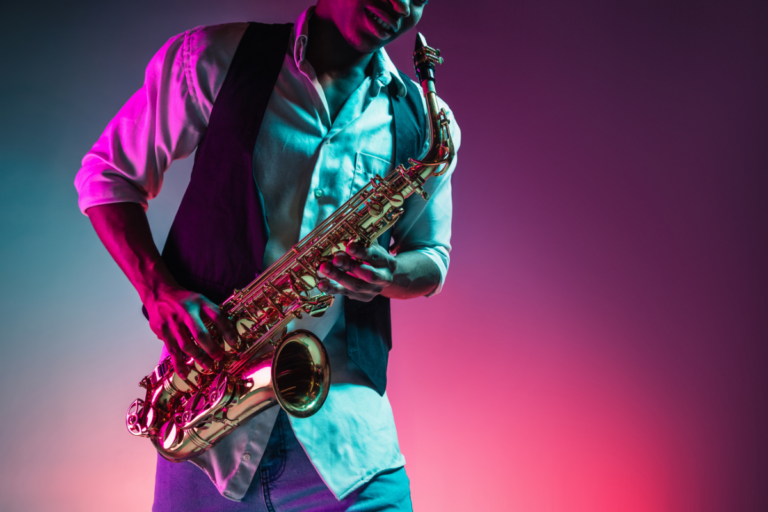 Día del Saxofón: Las mejores canciones que usan este instrumento