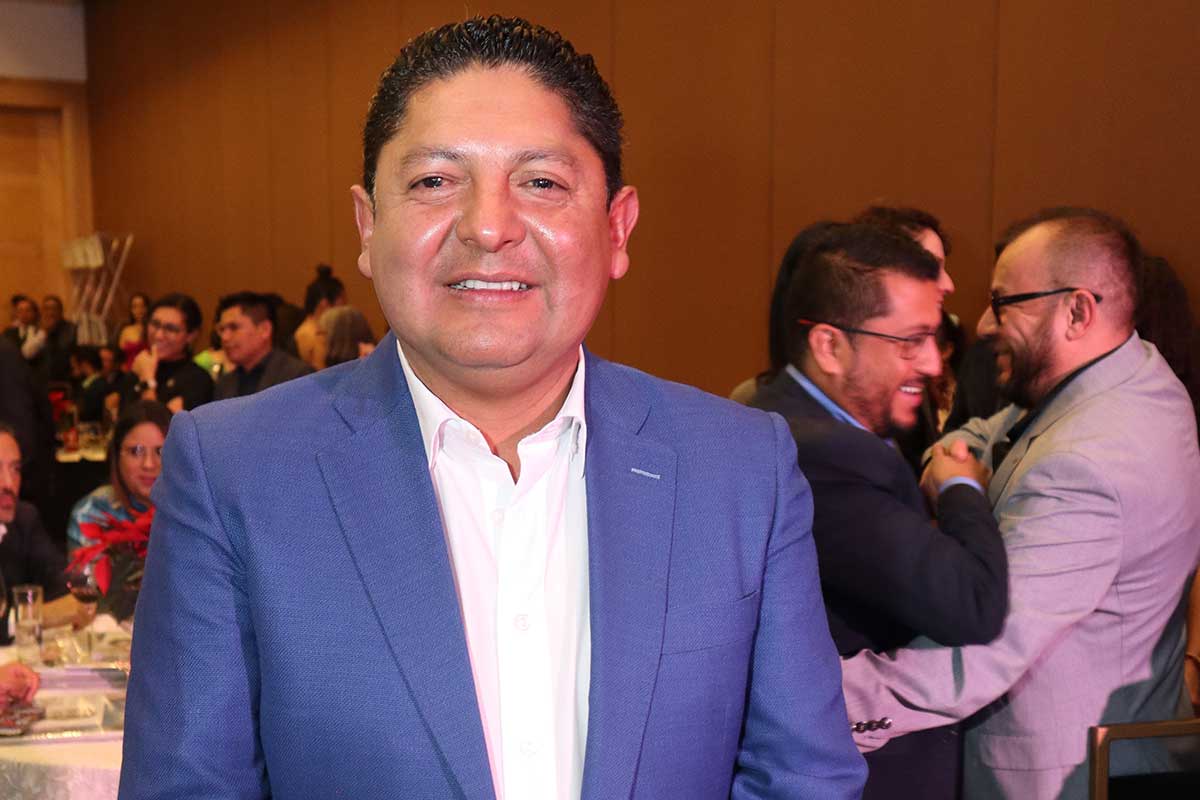 18 AD Comunicaciones: 21 años de evolucionar la información en Querétaro. Miguel Martínez Peñaloza, alcalde de Cadereyta