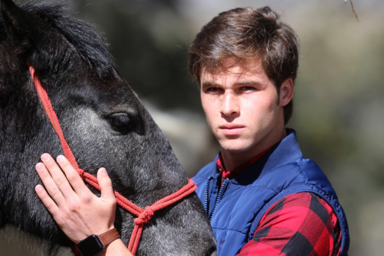 1 Juan Pedro Llaguno, un torero con futuro. Juan Pedro Llaguno se prepara para vivir un 2024 cargado de pasión y corridas que lo catapultarán primeramente a nivel nacional.