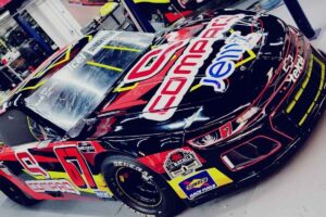 Andrik Dimayuga piloto de la NASCAR correrá en Estados Unidos