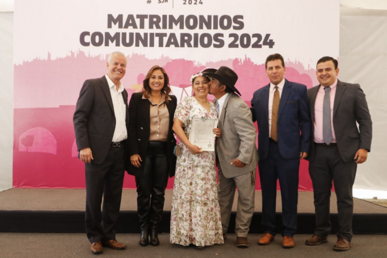 El director estatal de Registro Civil, Apolinar Casillas Gutiérrez, mencionó que la unión legal representa no sólo un compromiso con el cónyuge, sino también con los hijos y la sociedad.