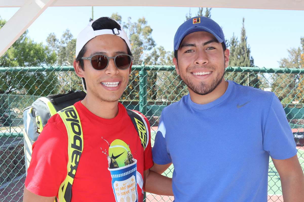 12 Torneo de tenis en San Gil. Luis Meza y Alonso Mejía