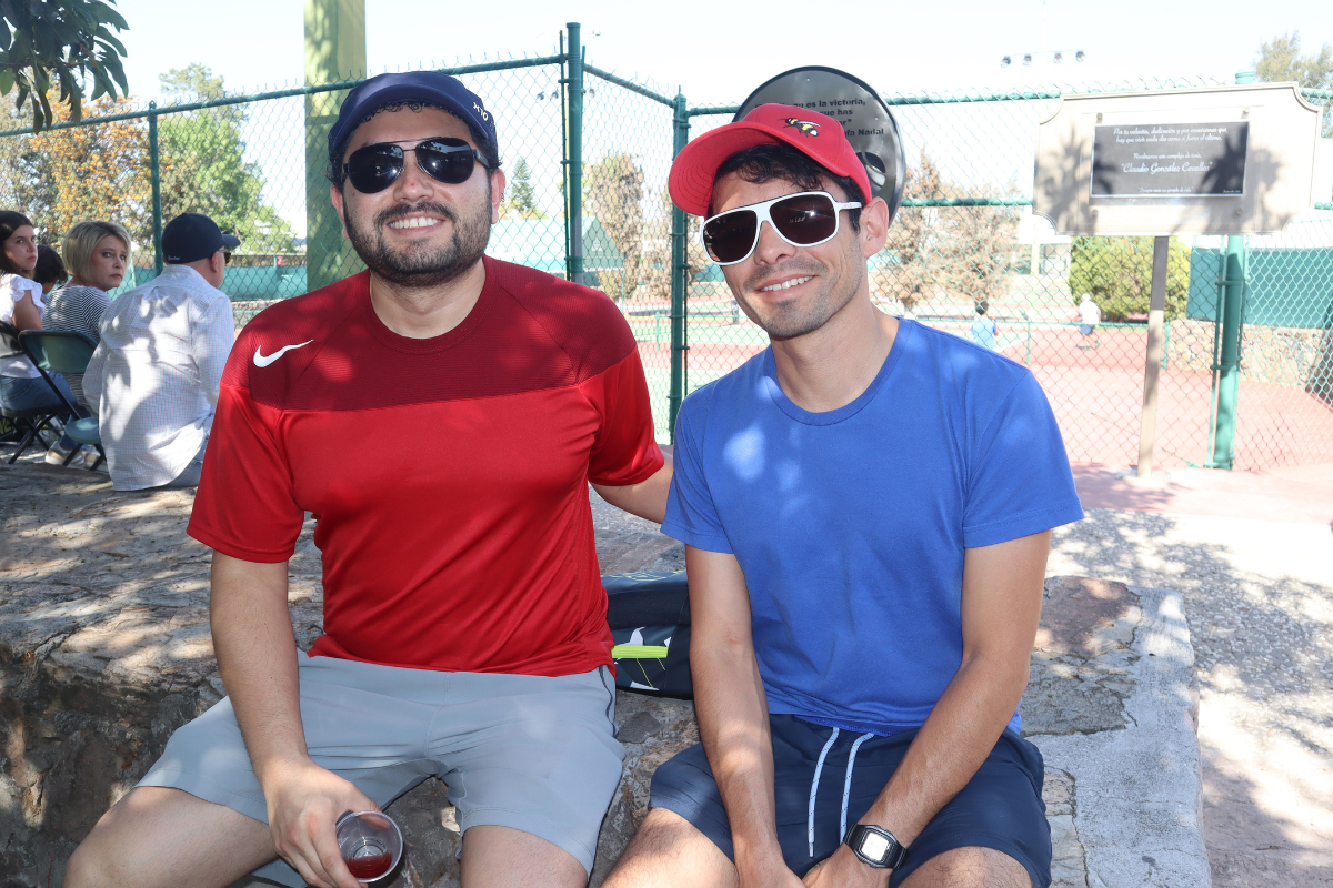 8 Torneo de tenis en San Gil. Héctor Calleja y Alejandro Peña