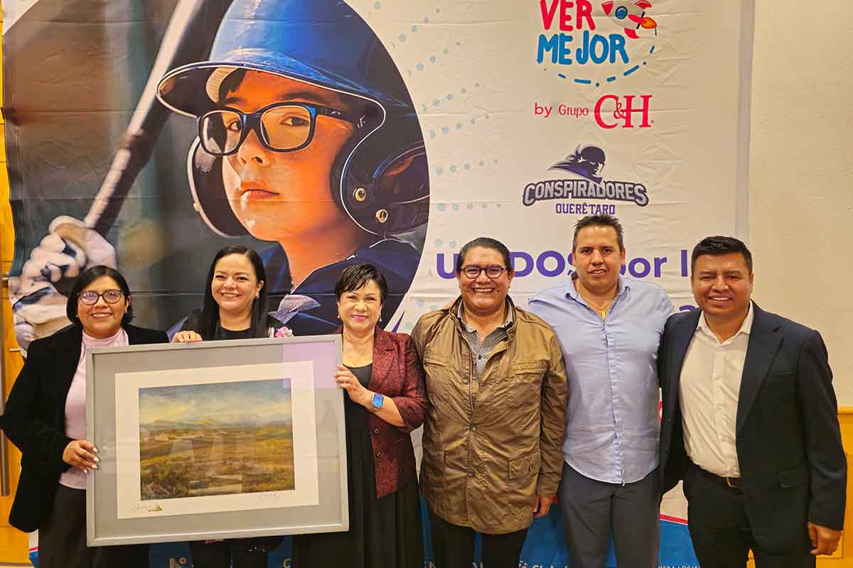 Conspiradores de Querétaro y el programa Ver Mejor firman alianza por la salud visual de los niños queretanos