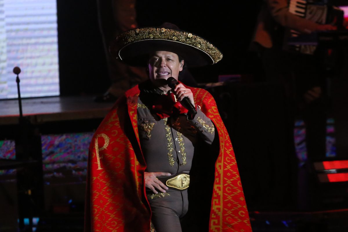 Pedro Fernández en Querétaro: una noche de fiesta patria, mariachi y estrenos