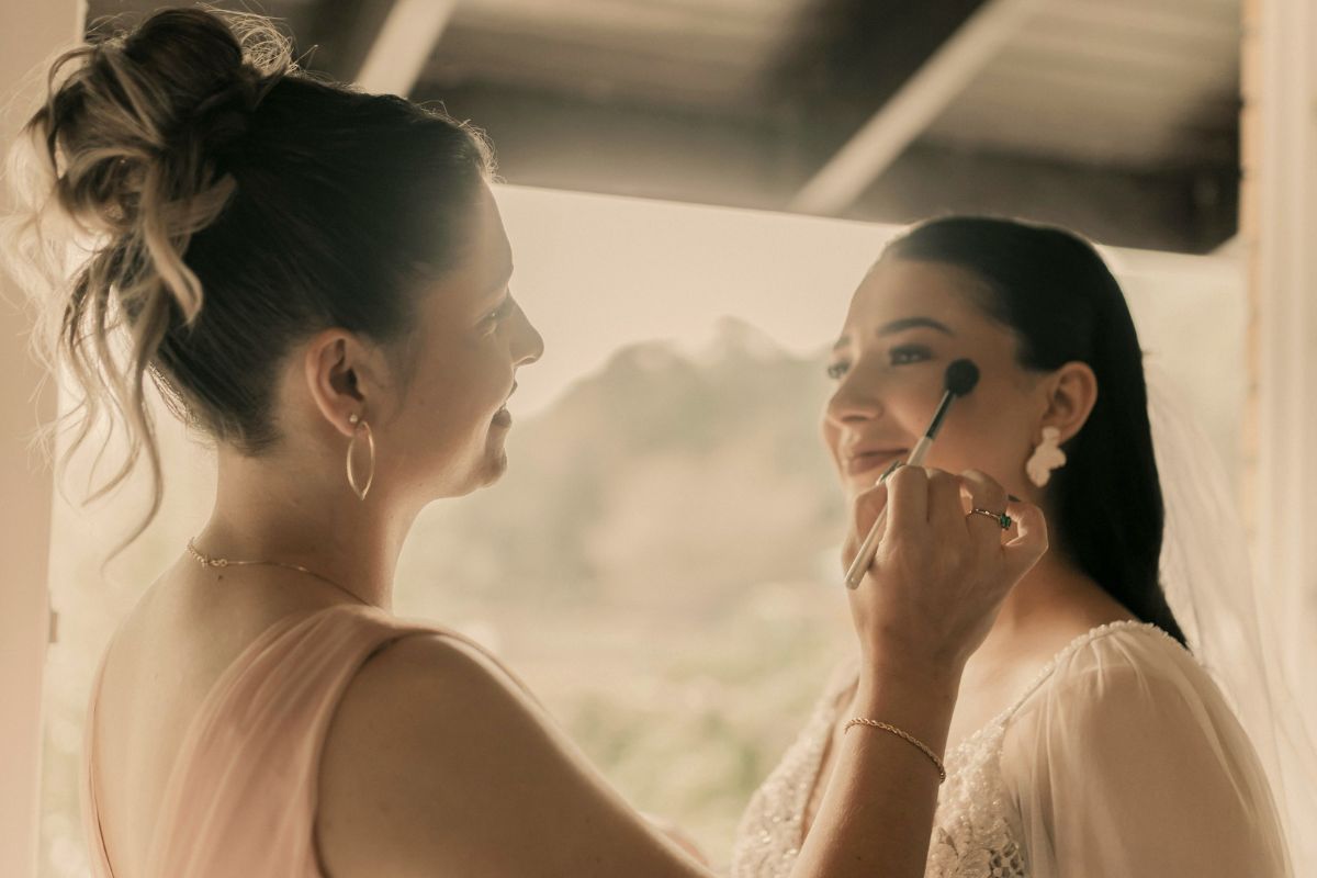 Funciones de las damas de honor antes y durante la boda