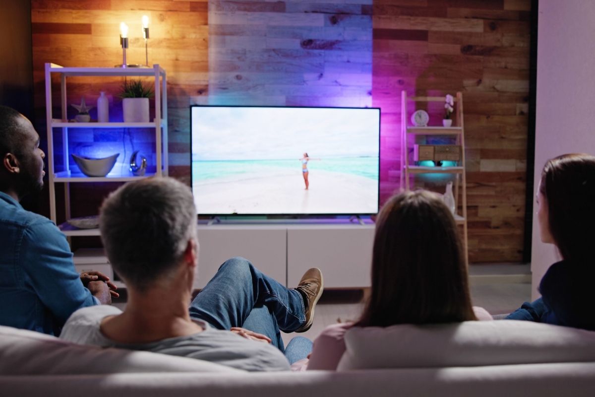 Guía práctica para crear la experiencia cinéfila perfecta en casa