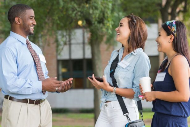 ¿Qué preguntar en una visita universitaria antes de inscribirte? Lleva esta lista